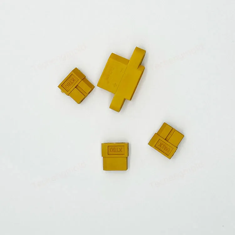 特诚科技PA66精密注塑件实拍 1